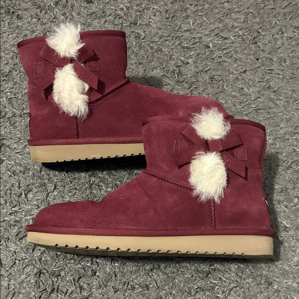 Koolaburra maroon mini boots